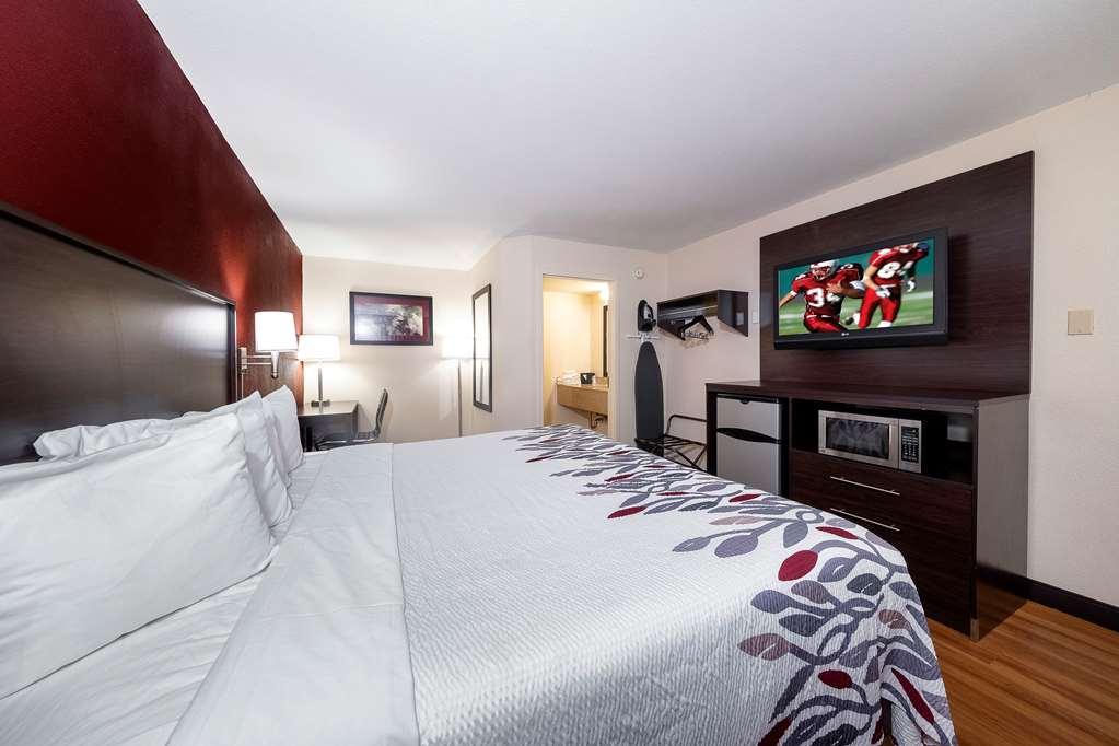 Hometowne Studios By Red Roof Bordentown - Mcguire Afb Habitación foto