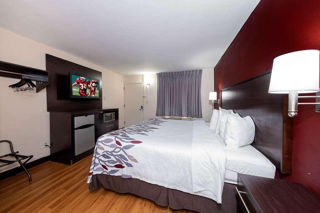 Hometowne Studios By Red Roof Bordentown - Mcguire Afb Habitación foto