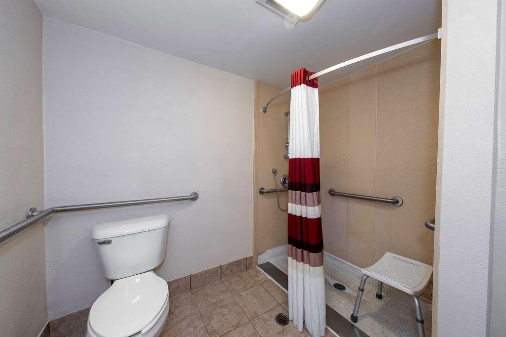 Hometowne Studios By Red Roof Bordentown - Mcguire Afb Habitación foto