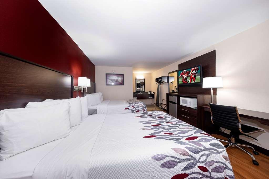 Hometowne Studios By Red Roof Bordentown - Mcguire Afb Habitación foto