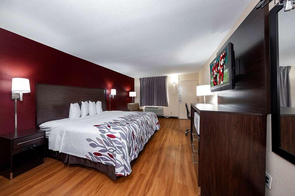 Hometowne Studios By Red Roof Bordentown - Mcguire Afb Habitación foto